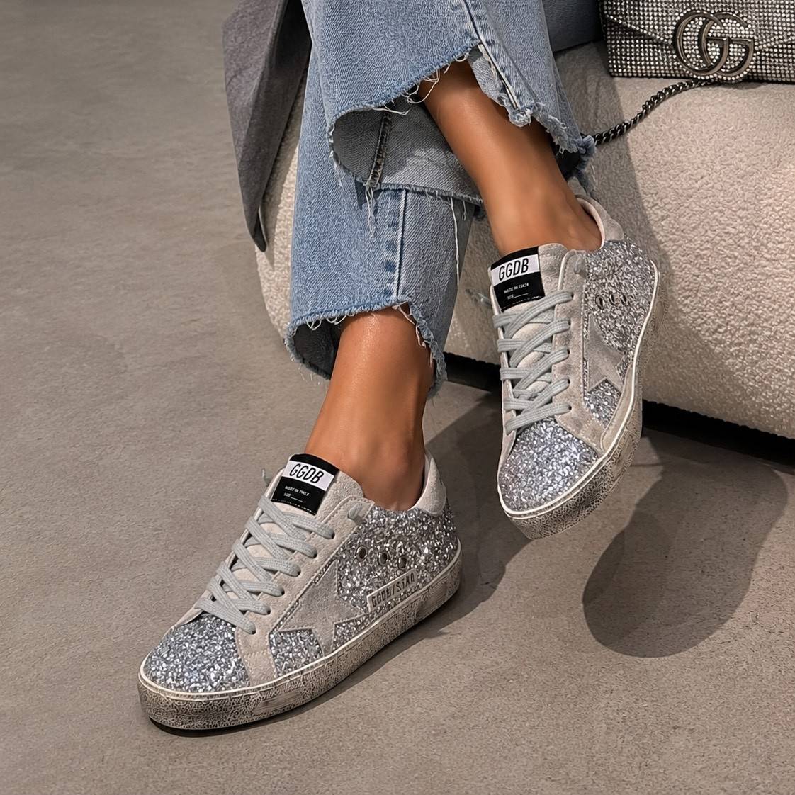 کتانی زنانه گلدن گوس گلیتر نقره ای Golden Goose Super-Star Silver Glitter